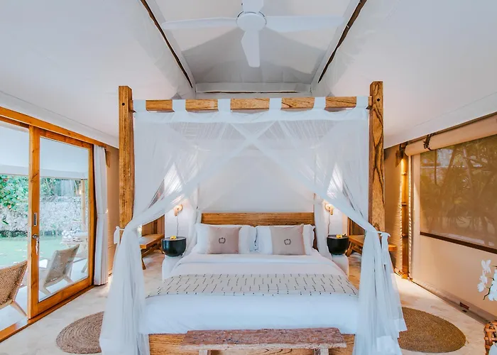 Villa Driftwood