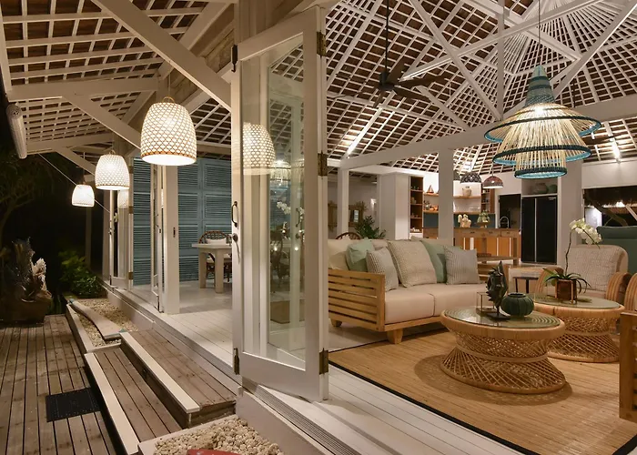 Driftwood Villa